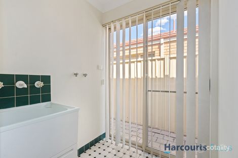 Property photo of 2/8 Leslie Street Cannington WA 6107