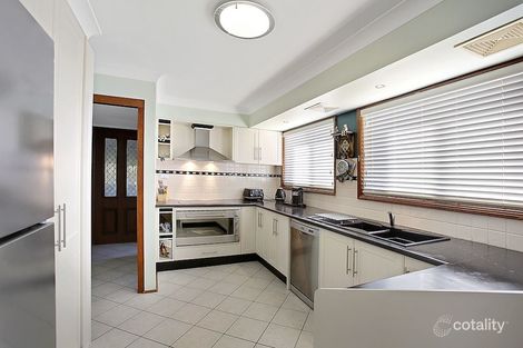 Property photo of 18 Chardonnay Avenue Eschol Park NSW 2558