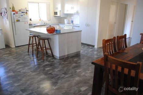 Property photo of 8 Davis Place Warwick QLD 4370