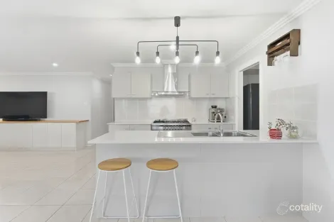 Property photo of 5 Bowerman Road Elderslie NSW 2570