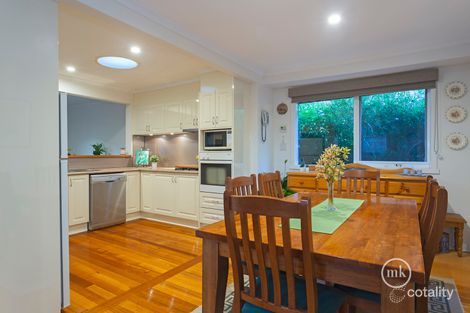 Property photo of 8 Ballandry Crescent Greensborough VIC 3088