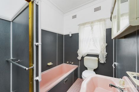 Property photo of 21 Henrietta Street Towradgi NSW 2518