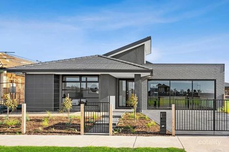 42 Holstein Cres, Tarneit, VIC 3029