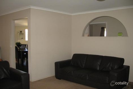 Property photo of 1/5 Plover Place Carrum Downs VIC 3201