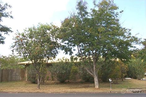 380 Farm St, Norman Gardens, QLD 4701