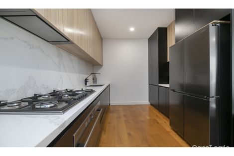 Property photo of 2/100 Winifred Street Oak Park VIC 3046