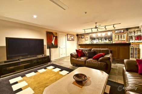 Property photo of 14 Jerrob Court Carrara QLD 4211
