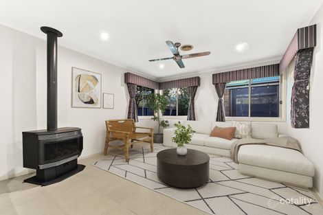 Property photo of 40 Marsh Grove Berwick VIC 3806