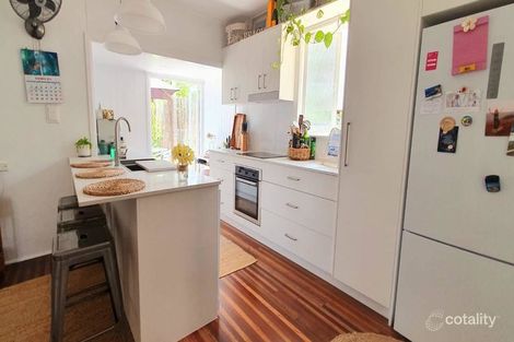 Property photo of 4 Eagle Street Slade Point QLD 4740