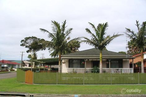 17 Greenacre Rd, Wollongong, NSW 2500