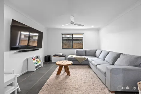 Property photo of 70 Leafcutter Circuit Ripley QLD 4306