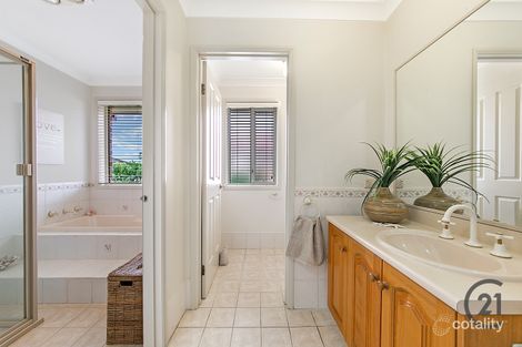 Property photo of 26 Shelly Crescent Beaumont Hills NSW 2155