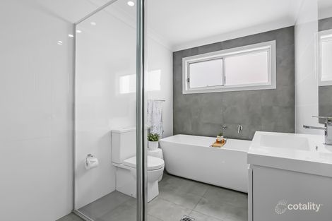 Property photo of 1/163 Wyndarra Way Koonawarra NSW 2530