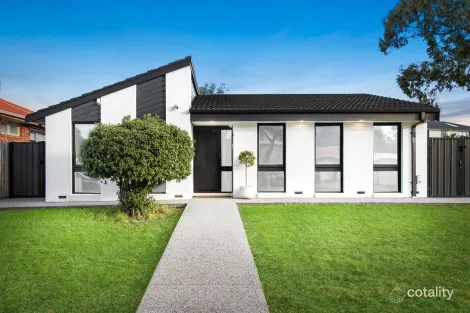 Property photo of 11 Wyperfeld Avenue Taylors Lakes VIC 3038