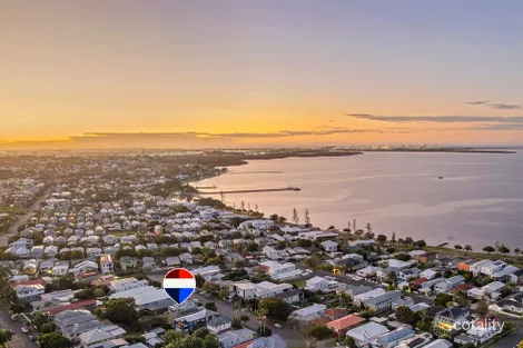 Property photo of 19 Boswell Terrace Wynnum QLD 4178