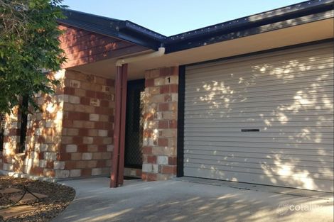 33 Waratah St, Kin Kora, QLD 4680