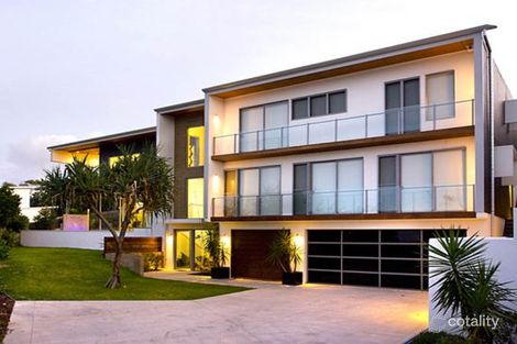 Property photo of 5 Compass Place Sunrise Beach QLD 4567