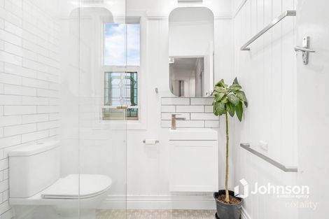 Property photo of 13 Allen Street Wynnum QLD 4178