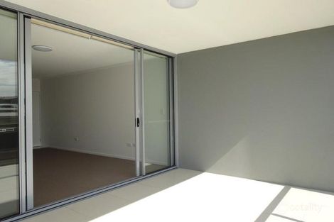 Property photo of 16 Kings Road Taringa QLD 4068