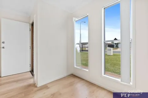 Property photo of 80 Banks Drive Bowen QLD 4805