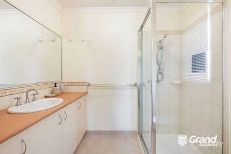 Property photo of 21 Devaney Avenue Lynbrook VIC 3975