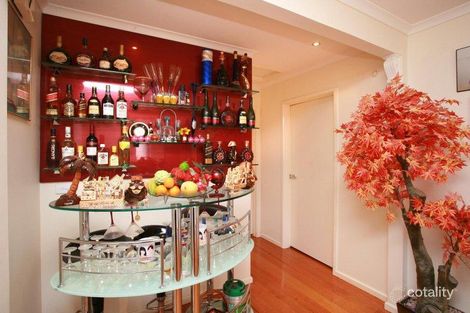 Property photo of 15 Bernbanks Avenue St Albans VIC 3021