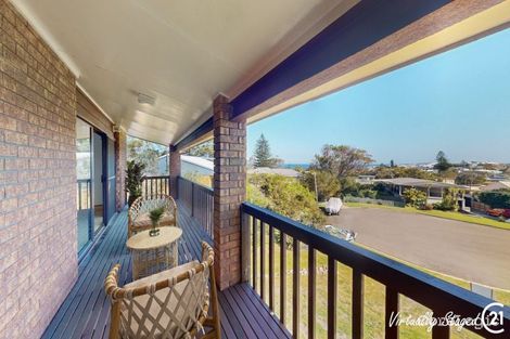 Property photo of 36 Andrew Close Boat Harbour NSW 2316