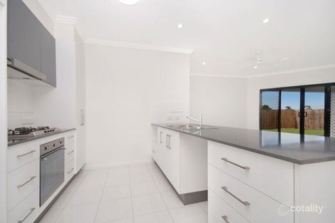 Property photo of 17 Malibu Parade Mount Louisa QLD 4814