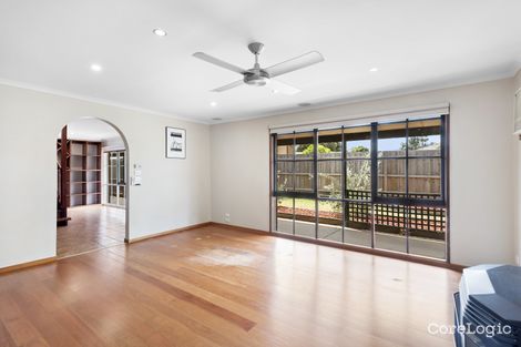 Property photo of 22 Honeyeater Place Carrum Downs VIC 3201