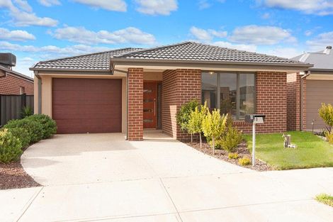 Property photo of 10 Dalwhinnie Close Mernda VIC 3754