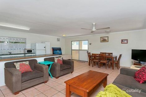 Property photo of 101 Trinity Beach Road Trinity Beach QLD 4879
