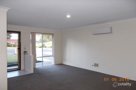 Property photo of 4A Glen Place Hocking WA 6065