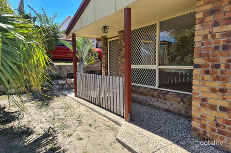 Property photo of 4 Wattora Close Boyne Island QLD 4680