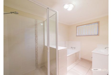 Property photo of 10 Sturt Court Gracemere QLD 4702