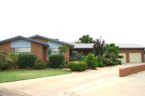 Property photo of 4 Halford Place Griffith NSW 2680