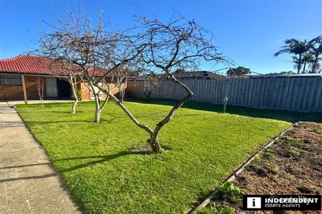 Property photo of 42 Pardalote Avenue Carrum Downs VIC 3201