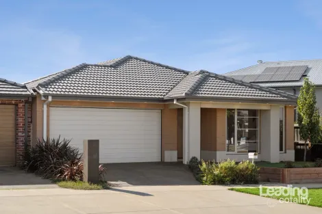 Property photo of 2 Sacred Drive Sunbury VIC 3429