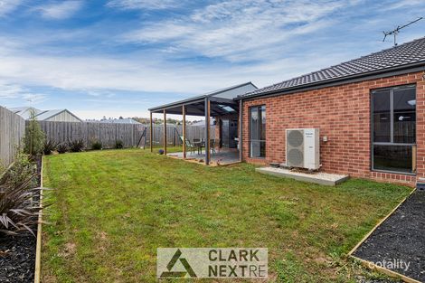Property photo of 52 Pepper Crescent Drouin VIC 3818