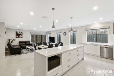 Property photo of 9 Fenwick Parade Mickleham VIC 3064