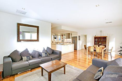 Property photo of 2/8A Cook Road Mitcham VIC 3132