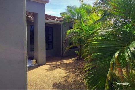 Property photo of 2 Hook Place Bushland Beach QLD 4818