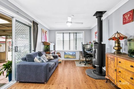 79 Poplar Ave, Albion Park Rail, NSW 2527