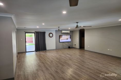 Property photo of 32 Survey Street Smithfield QLD 4878