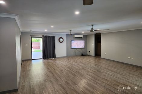 Property photo of 32 Survey Street Smithfield QLD 4878