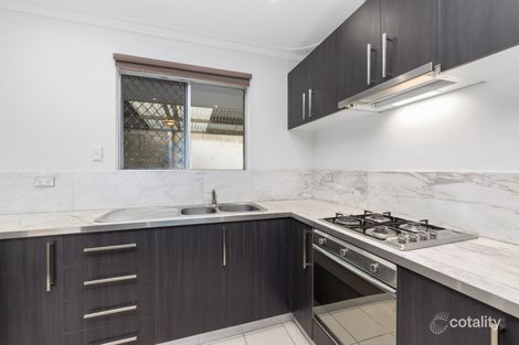 Property photo of 18 Cassinia Road Duncraig WA 6023