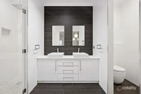 Property photo of 4 Fraser Close Goulburn NSW 2580