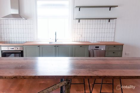 17 Ewart St, Highgate Hill, QLD 4101