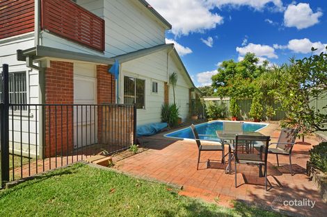 Property photo of 3 Bindon Close Bomaderry NSW 2541