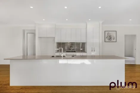 Property photo of 35A Edson Street Kenmore QLD 4069