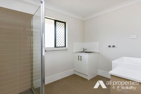 Property photo of 2 Pine Crescent Browns Plains QLD 4118